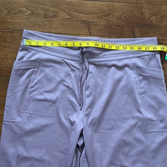 NWT 32 Degrees Tech Jogger women Size XL
| - Picture 5 of 10